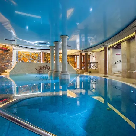 아파트 Vacationclub - Loft Apartament 42