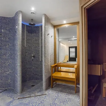 아파트 Vacationclub - Loft Apartament 42 *
