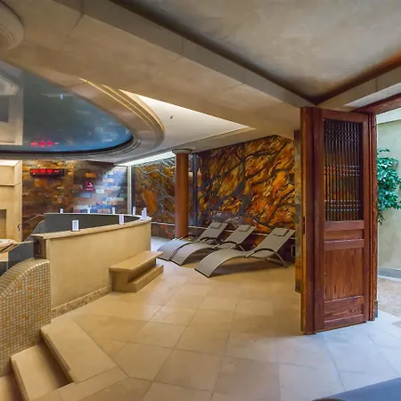 Vacationclub - Loft Apartament 42 아파트 *